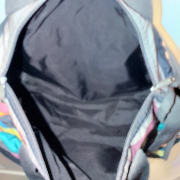 LeSportsac Medium Duffel/Weekender Tote - Picture 5 of 7